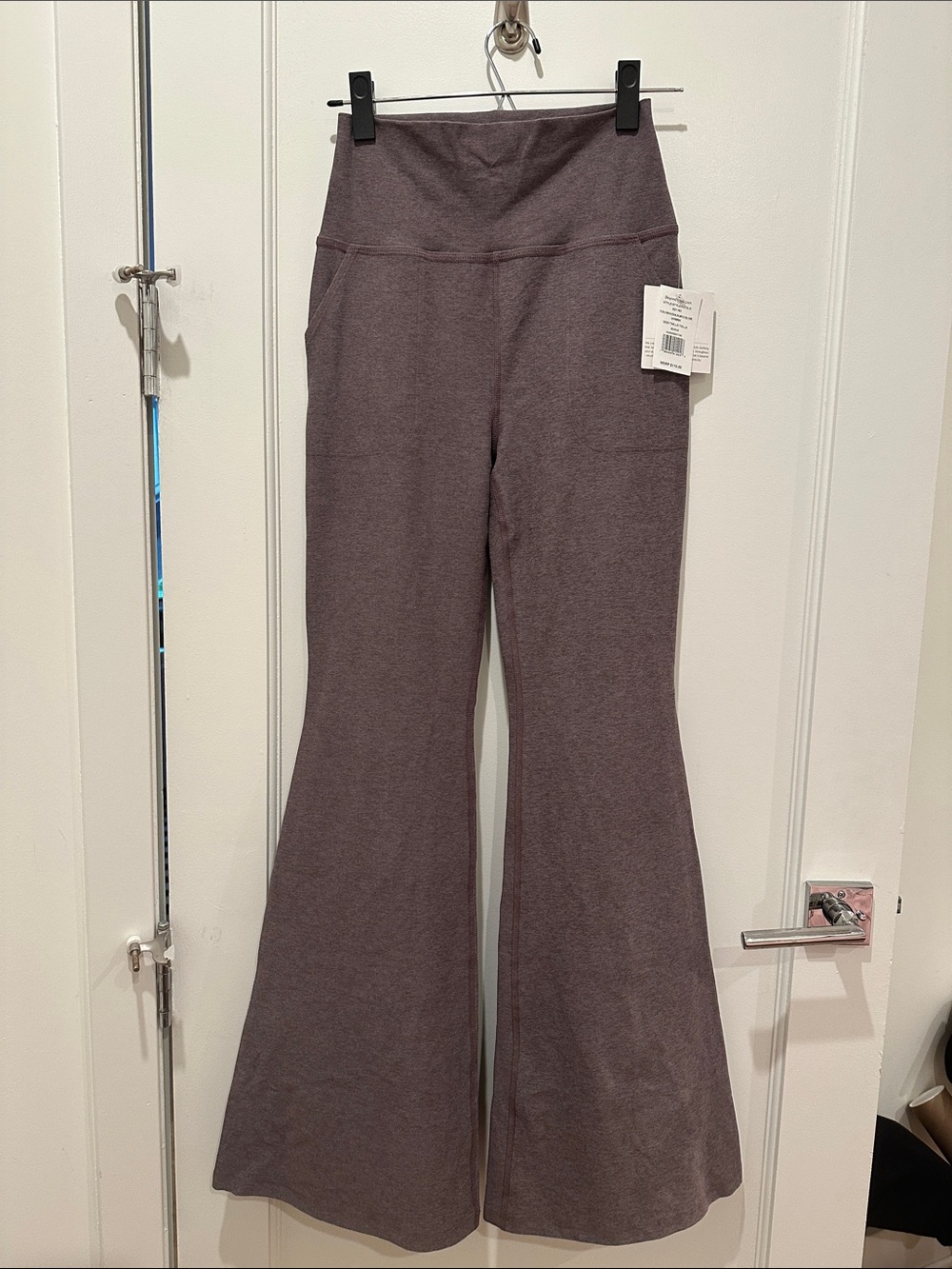 High-Waist Flared Yoga Pants in Umber Heather